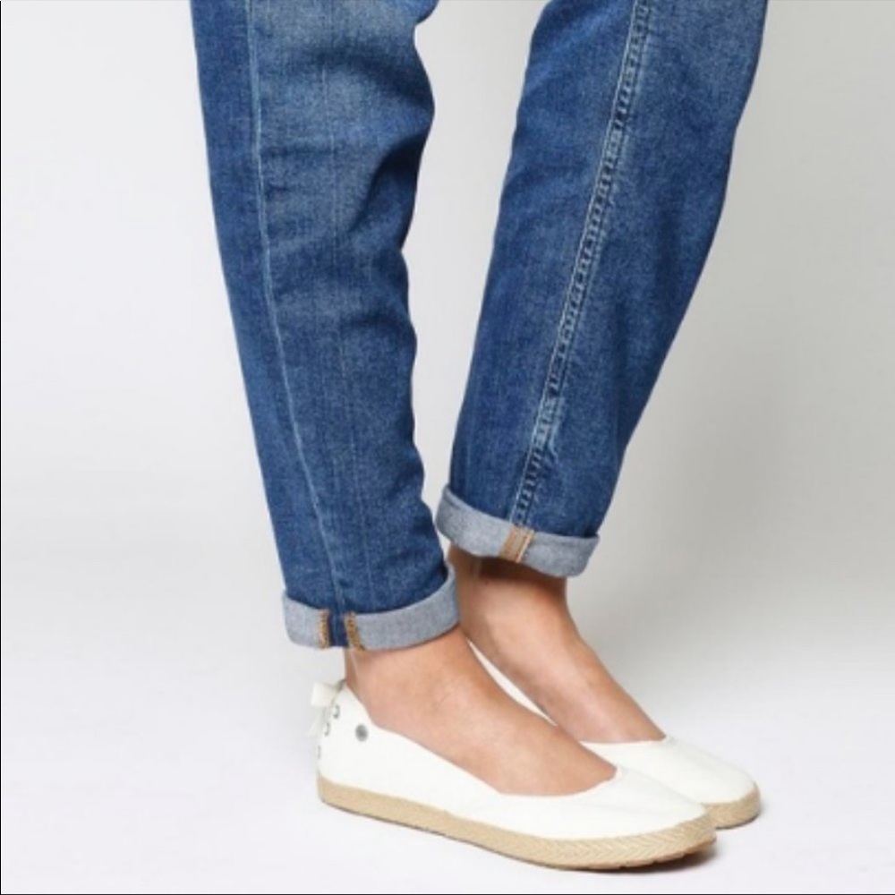 NWT Ugg flats